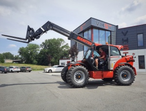 Nový vysokovýkonný nakladač Manitou MLT 961-145 V+L